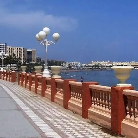 Acogedor Estudio, Piscina Y Vista Mar, Appartamento Benalmádena
