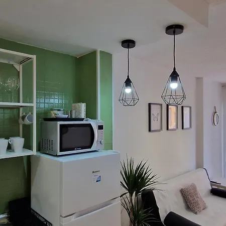 公寓 Acogedor Estudio, Piscina Y Vista Mar, *